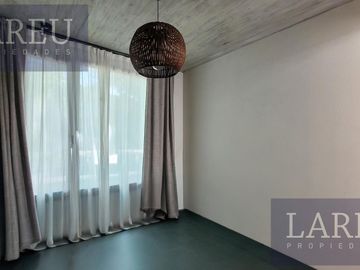 Casa en el Barrio Privado Villa Rosa, Pilar