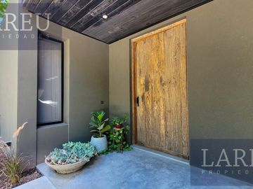 Casa en el Barrio Privado Villa Rosa, Pilar