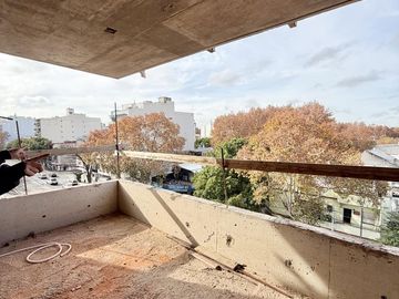 Monoambiente a estrenar con balcon en venta en Villa Gral Mitre