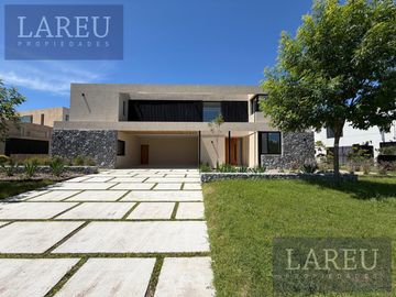 Casa en La Calesa