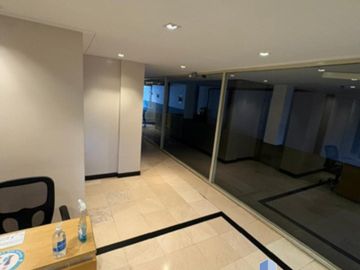 EXC S/PISO 3 AMB C/2 BAÑOS COMPL (1STE C/VESTIDOR)+COCH FIJ AC/GR RECECP Y BCON CORR APTO CREDITO