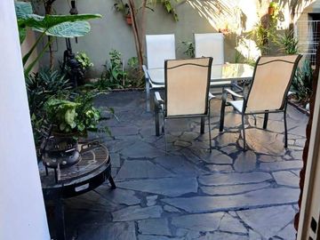 Casa  estilo duplex 3 dormitorios  con patio San Isidro