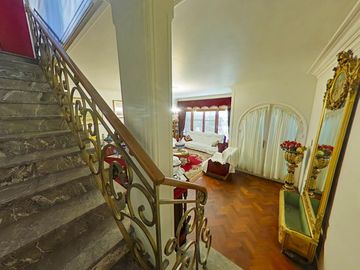 CASA DE CATEGORÍA EN VENTA 5TA SECCIÓN CUATRO DORMITORIOS CON TOUR VIRTUAL