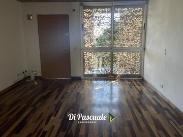 Alquiler Departamento 2 Ambientes con Balcon, Terraza Privada y Cochera - Moreno Norte