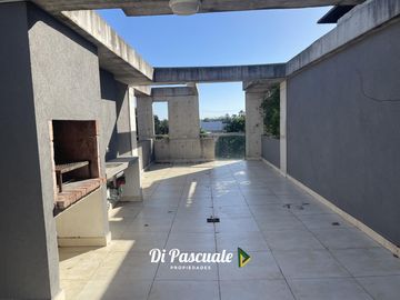 Alquiler Departamento 2 Ambientes con Balcon, Terraza Privada y Cochera - Moreno Norte