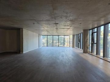 OFICINA PREMIUM EN ALQUILER EDIFICIO LUMIERE