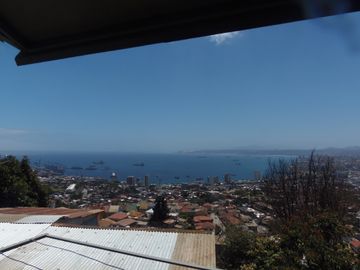 Se vende Pasaje Vista Hermosa 49 Cerro Yungay.