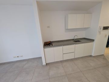 Excelente Monoambiente en Alquiler en Balvanera