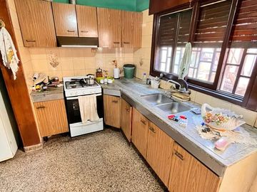 VENTA CASA CON POTENCIAL DE INVERSION - 3 DORM - VILLA AZALAIS