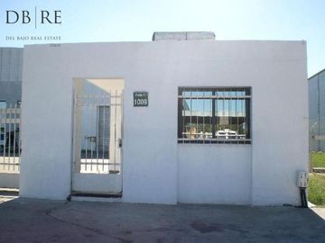 Venta Deposito  10.000 m2 cubiertos - Parque Industrial Pilar