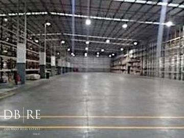 Venta Deposito  10.000 m2 cubiertos - Parque Industrial Pilar