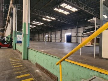 Nave Industrial - Alquiler - El Triángulo