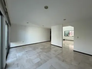 VENTA DE CASA EN XILOTZINGO, 3 RECAMARAS, SLA TV, JARDIN, COCHERA TECHADA PARA 2 AUTOS. FRACCIONAMIE