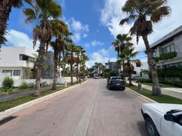 Terreno Residencial en Venta | Puerto Cancún – Los Canales