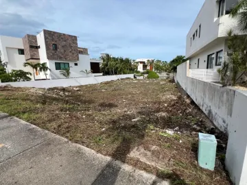 Terreno Residencial en Venta | Puerto Cancún – Los Canales