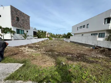 Terreno Residencial en Venta | Puerto Cancún – Los Canales