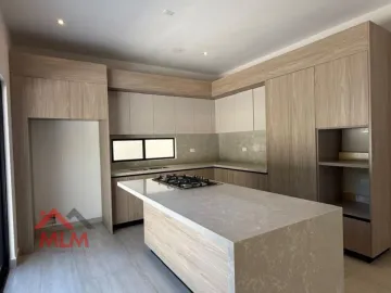 Casa en Venta en Altares Residencial, Santiago, Nuevo León