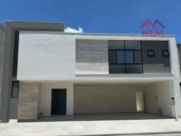 Casa en Venta en Altares Residencial, Santiago, Nuevo León