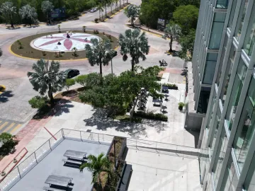 Corporativo Humana Workcenter oficinas Renta y Venta Playa del Carmen Plaza las Americas
