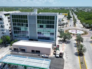 Corporativo Humana Workcenter oficinas Renta y Venta Playa del Carmen Plaza las Americas