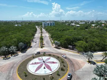 Corporativo Humana Workcenter oficinas Renta y Venta Playa del Carmen Plaza las Americas