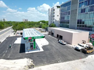 Corporativo Humana Workcenter oficinas Renta y Venta Playa del Carmen Plaza las Americas