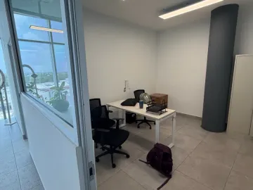 Renta oficinas corporativas Playa del Carmen Centro Piso 6 Humana Workcenter