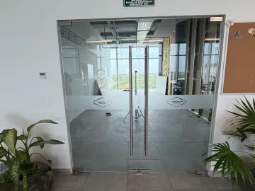 Renta oficinas corporativas Playa del Carmen Centro Piso 6 Humana Workcenter
