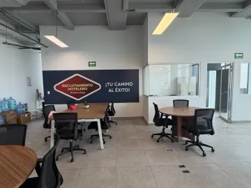 Renta oficinas corporativas Playa del Carmen Centro Piso 6 Humana Workcenter