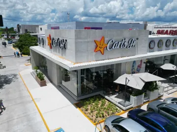OFICINA VENTA O RENTA FRENTE PLAZA LAS AMERICAS EQUIPADA Y CON MUEBLES