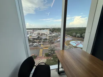 OFICINA VENTA O RENTA FRENTE PLAZA LAS AMERICAS EQUIPADA Y CON MUEBLES