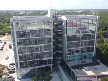 VENTA O RENTA PISO 5 EQUIPADAS Y ADECUADAS CORPORATIVO PLAYA DEL CARMEN