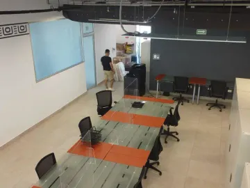 VENTA O RENTA PISO 5 EQUIPADAS Y ADECUADAS CORPORATIVO PLAYA DEL CARMEN