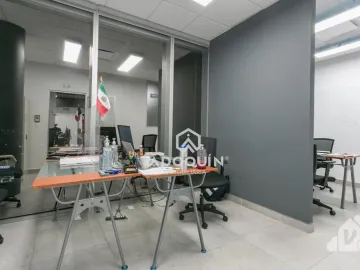 VENTA O RENTA PISO 5 EQUIPADAS Y ADECUADAS CORPORATIVO PLAYA DEL CARMEN