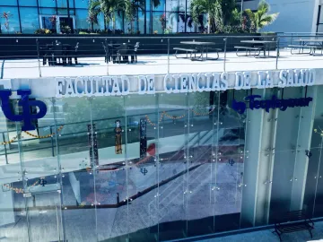 VENTA O RENTA PISO 5 EQUIPADAS Y ADECUADAS CORPORATIVO PLAYA DEL CARMEN