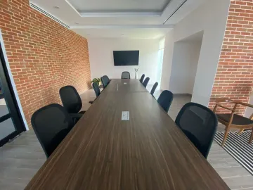 OFICINAS VENTA  FRENTE A PLAZA LAS AMERICAS PLAYA DEL CARMEN HUMANA WORKCENTER