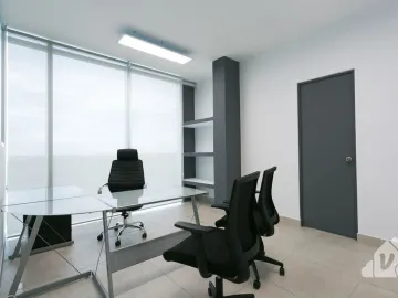 VENTA OFICINA HUMANA WORKCENTER FRENTE PLAZA AMERICAS PISO  5 PLAYA DEL CARMEN