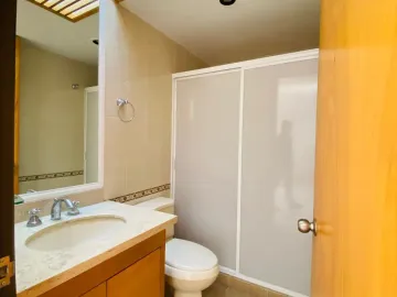 Venta de Casa en Santiago Momoxpan zona Colegio Humboldt