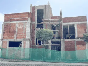Nueva oportunidad en Lomas de Angelópolis Casa en Parque Aguascalientes