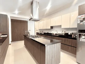 CASA EN LA CONCEPCIÓN