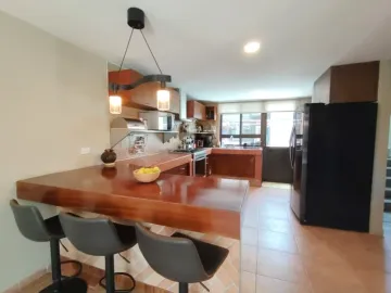 CASA EN VENTA EN MOMOXPAN CON JARDÍN, TERRAZA Y USO DE SUELO MIXTO
