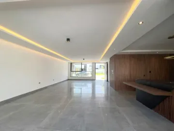 CASA EN PREVENTA CON 5 RECÁMARAS Y  ROOF GARDEN EN LOMAS DE ANGELÓPOLIS III
