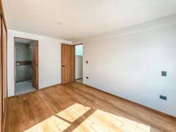 CASA EN VENTA EN ZONA CASCATTA, LOMAS DE ANGELÓPOLIS III
