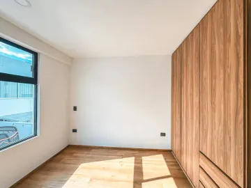 CASA EN VENTA EN ZONA CASCATTA, LOMAS DE ANGELÓPOLIS III