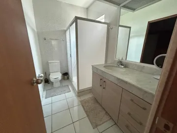 CASA EN VENTA EN PRIVADA LA MURALLA VALLE ORIENTE