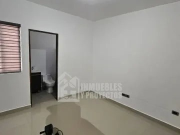 Villas coloniales en Rinconada Colonial Apodaca NL Casa en Venta