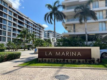 Terreno en Puerto Cancún
