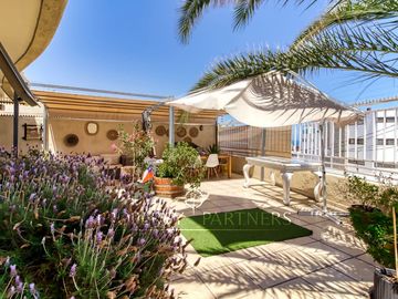 Amplio departamento con vista al mar | 3 dormitorios + servicio – Jardines del Sur