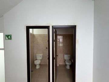 Edificio Comercial en Venta  - (3)