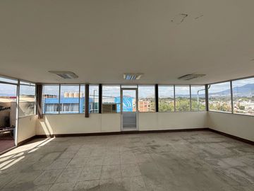 Edificio Comercial en Venta  - (3)